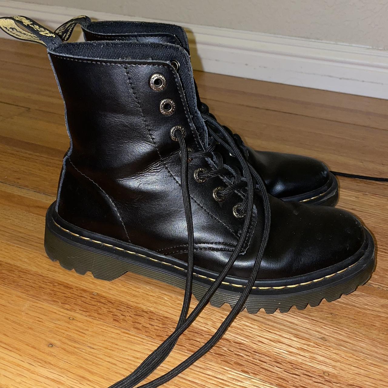 Classic doc martens on sale womens