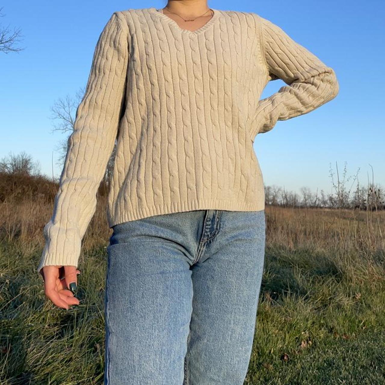 Product Image 2 - cable knit v-neck sweater

tan/beige color
brand: