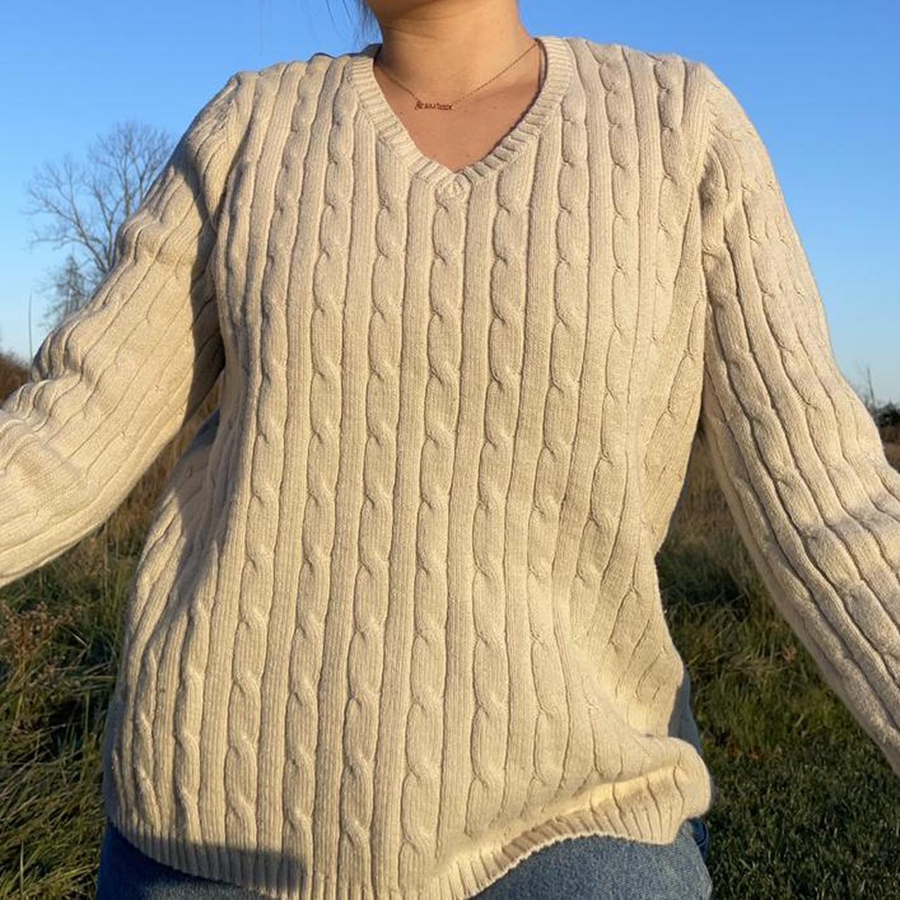 Product Image 3 - cable knit v-neck sweater

tan/beige color
brand: