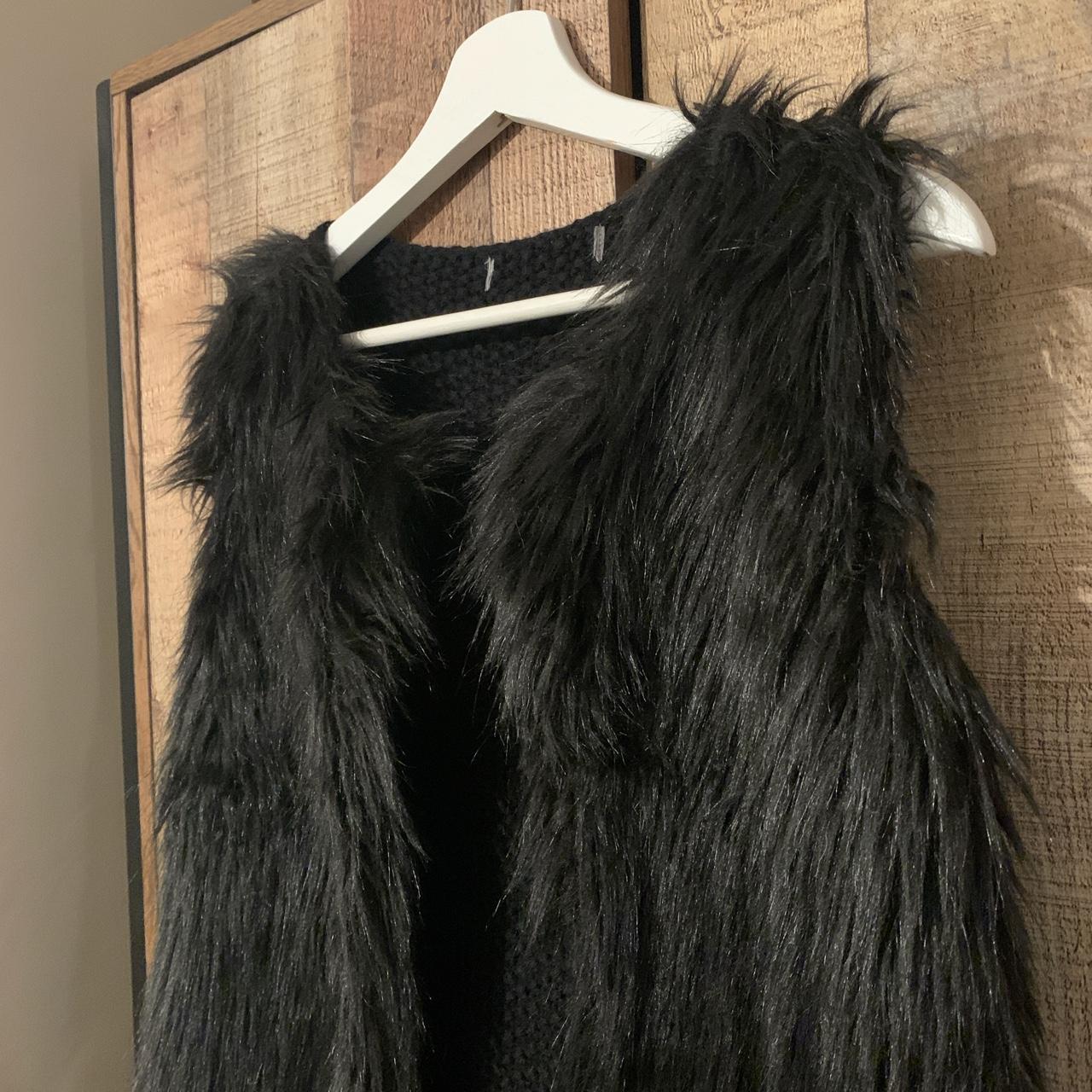 Primark black faux fur gilet Size 4 6 Excellent