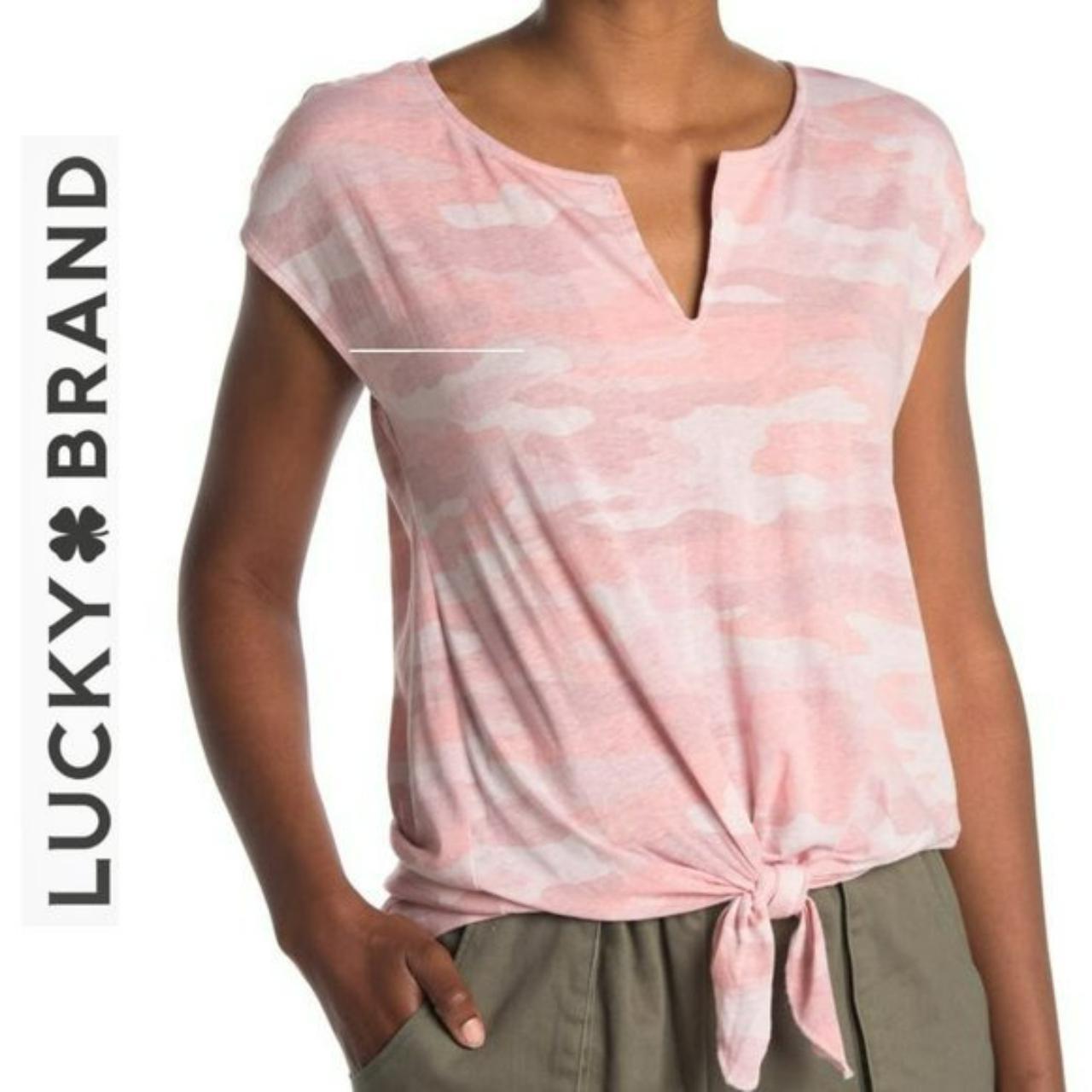 Great condition Lucky Brand short sleeve v neck - Depop