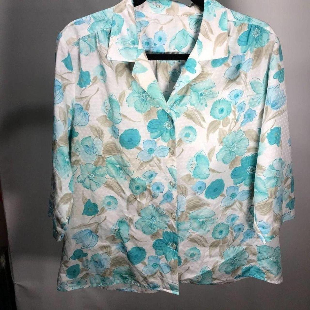 Floral Button Up Women Blouse • Floral SIZE:... - Depop