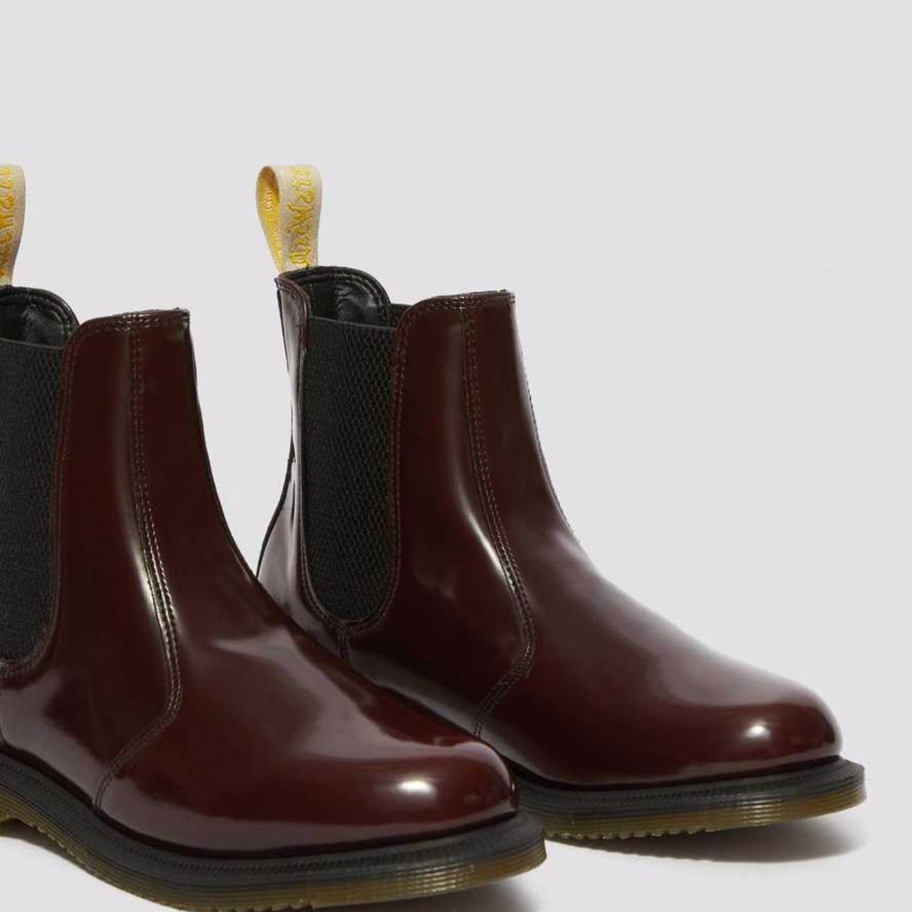 Vegan flora sale dr martens