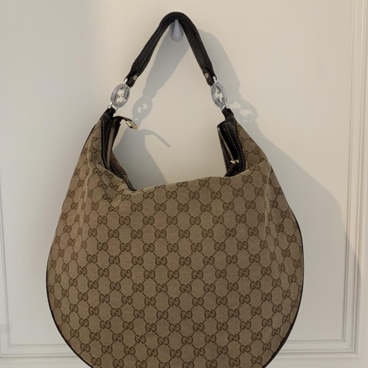 Big Hobo shoulder bag from Gucci in very Good... Depop