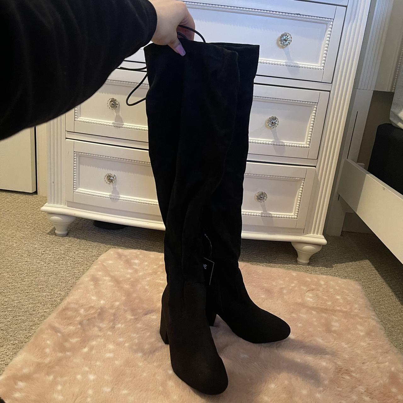 Knee high sale boots rue 21