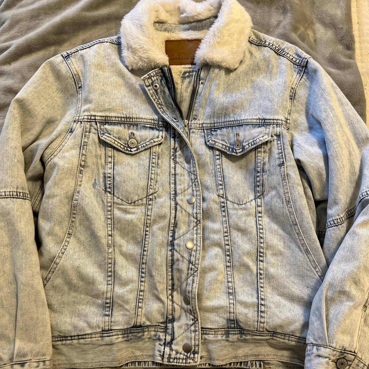 Lined american eagle jean jacket, so warm and comfy!... - Depop