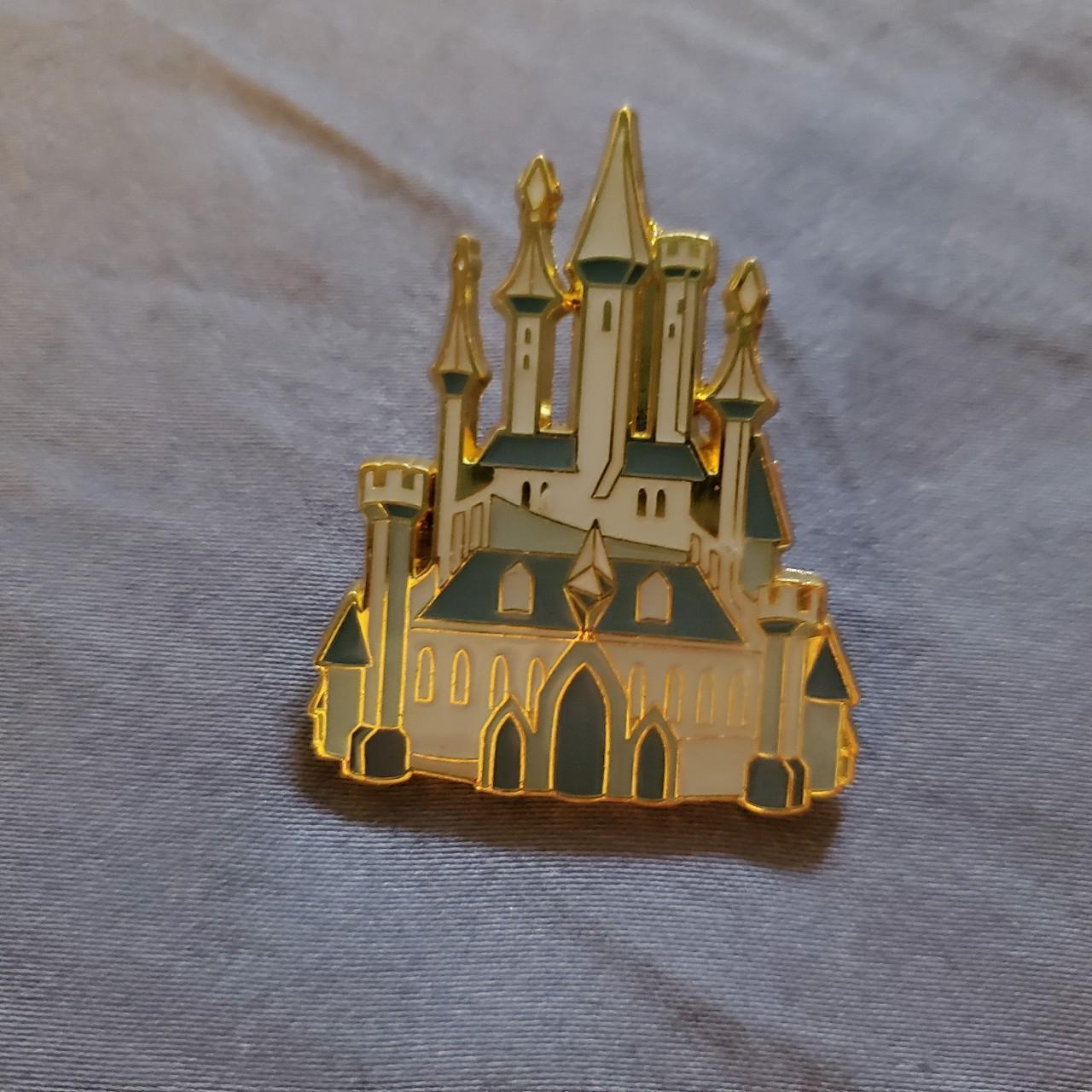 Product Image 1 - Disney Frozen Castle pin from
