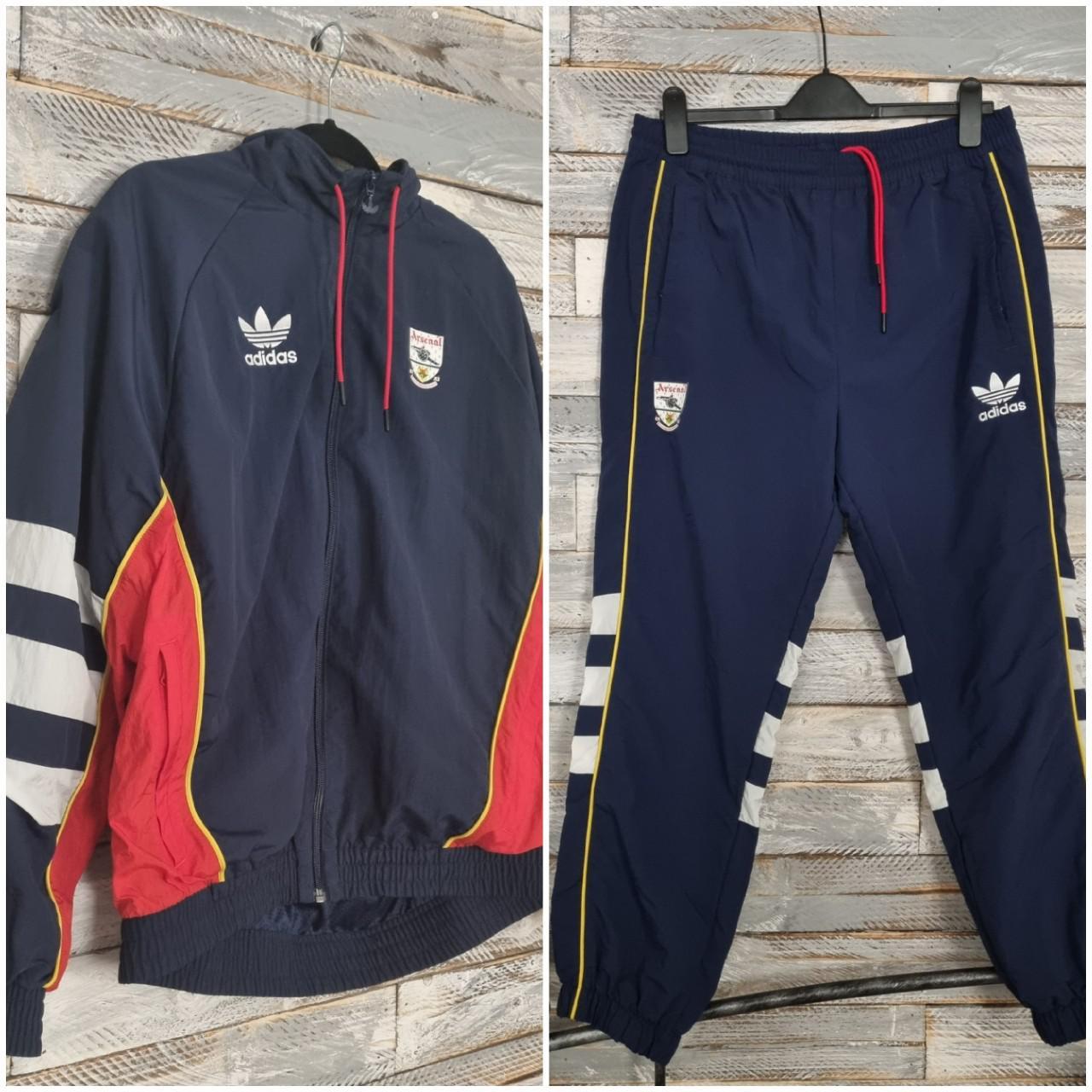 adidas arsenal trefoil