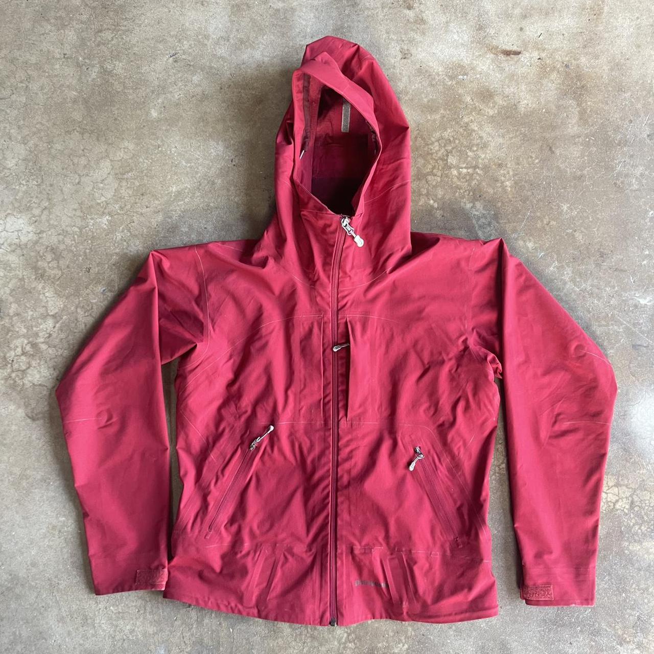 PATAGONIA Light Smoke Jacket Women’s Hybrid soft... - Depop