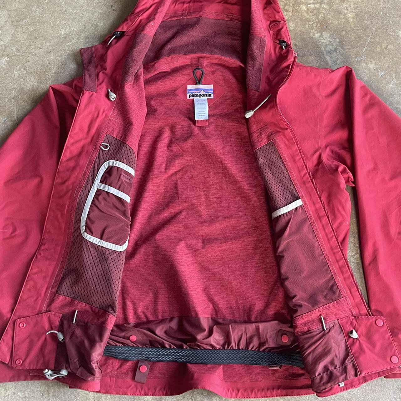 PATAGONIA Light Smoke Jacket Women’s Hybrid soft... Depop