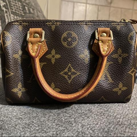 Vintage Louis Vuitton Mini Sac HL $1050 including - Depop