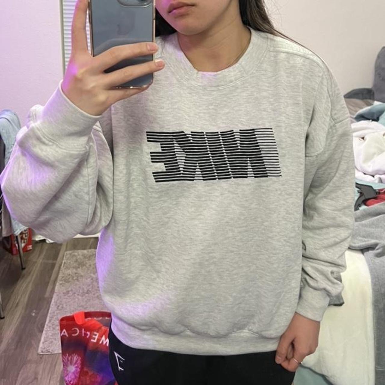 Depop nike vintage discount sweatshirt