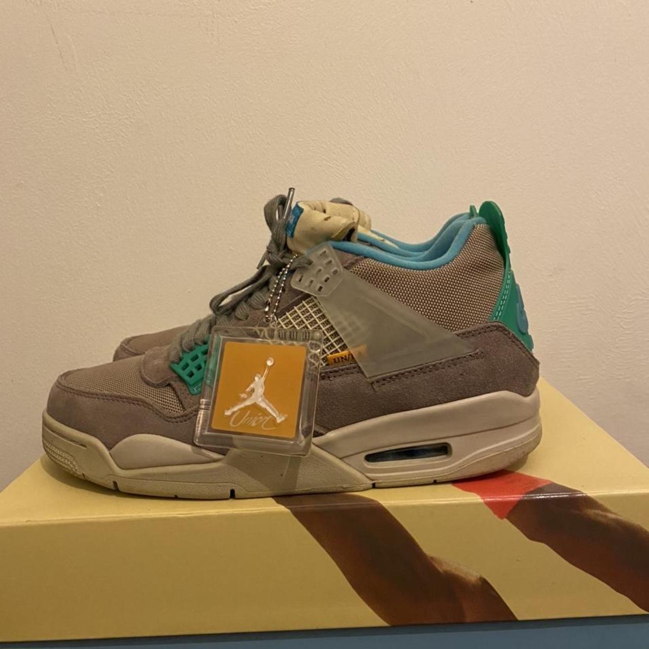 women's court legacy leather sneaker