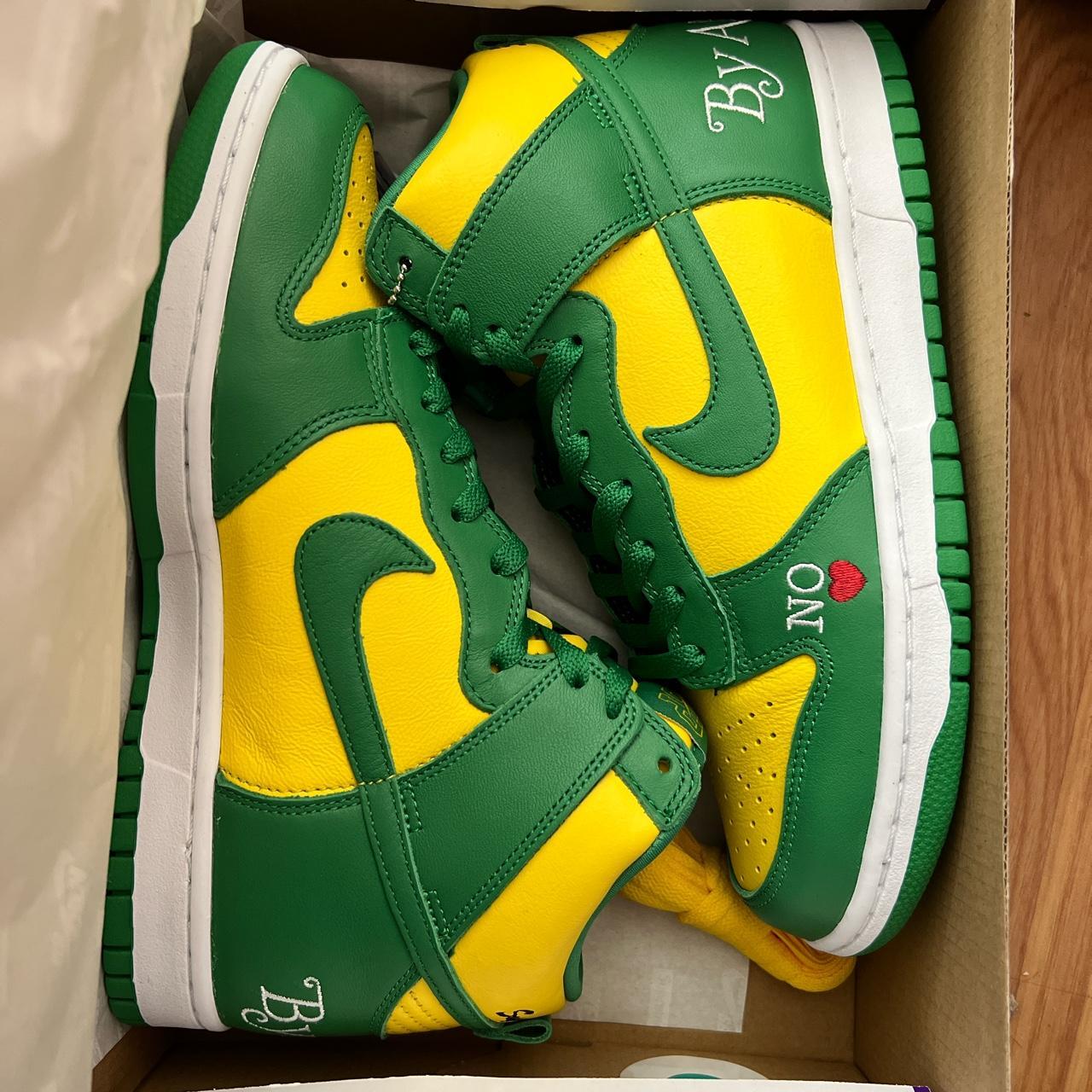 nike sb supreme dunk high og brand new - Depop