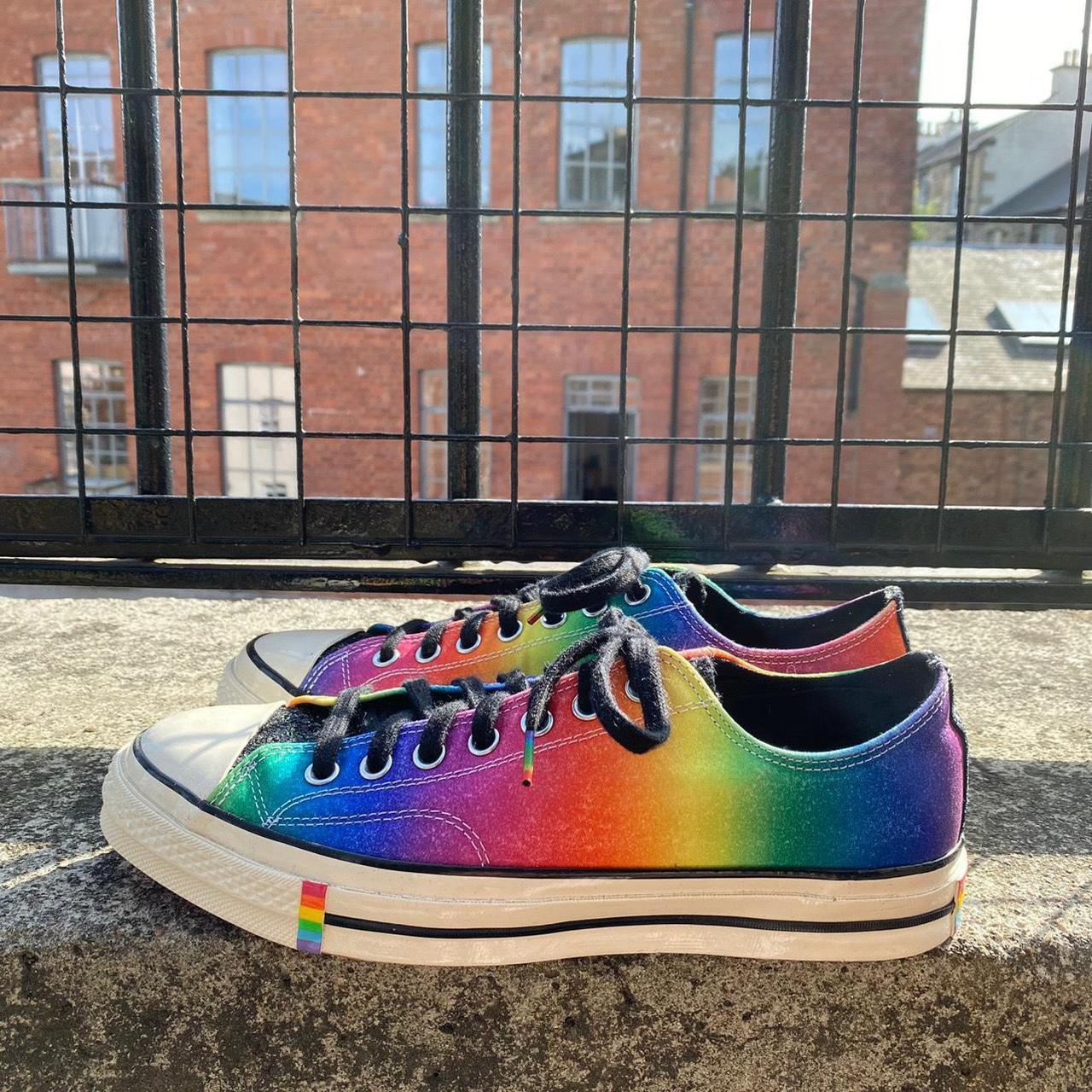 Converse rainbow outlet uk