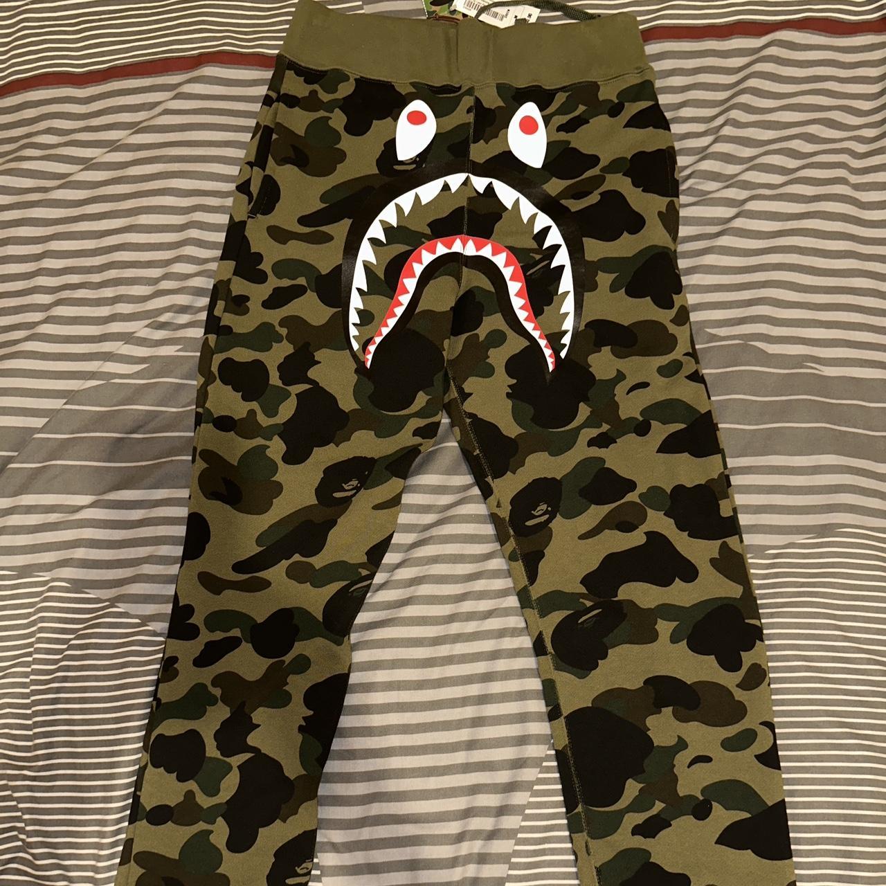 BAPE Men's Green and Khaki Joggers-tracksuits | Depop