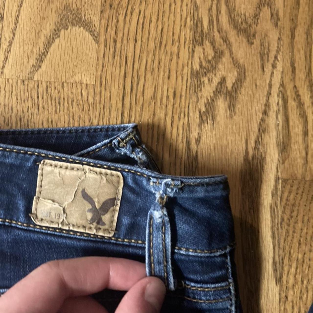 American Eagle Skinny Jeans Size 6 long midrise... Depop