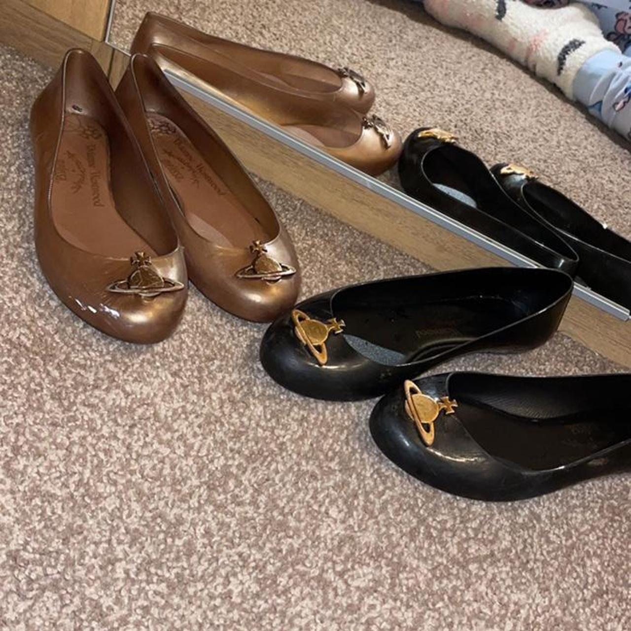 Black and gold hot sale vivienne westwood shoes