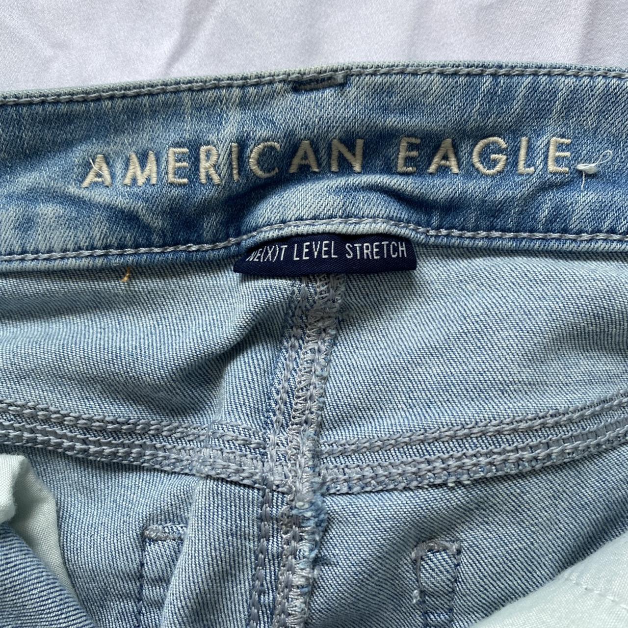 Super cute, barley worn America Eagle skinny jeans.... - Depop