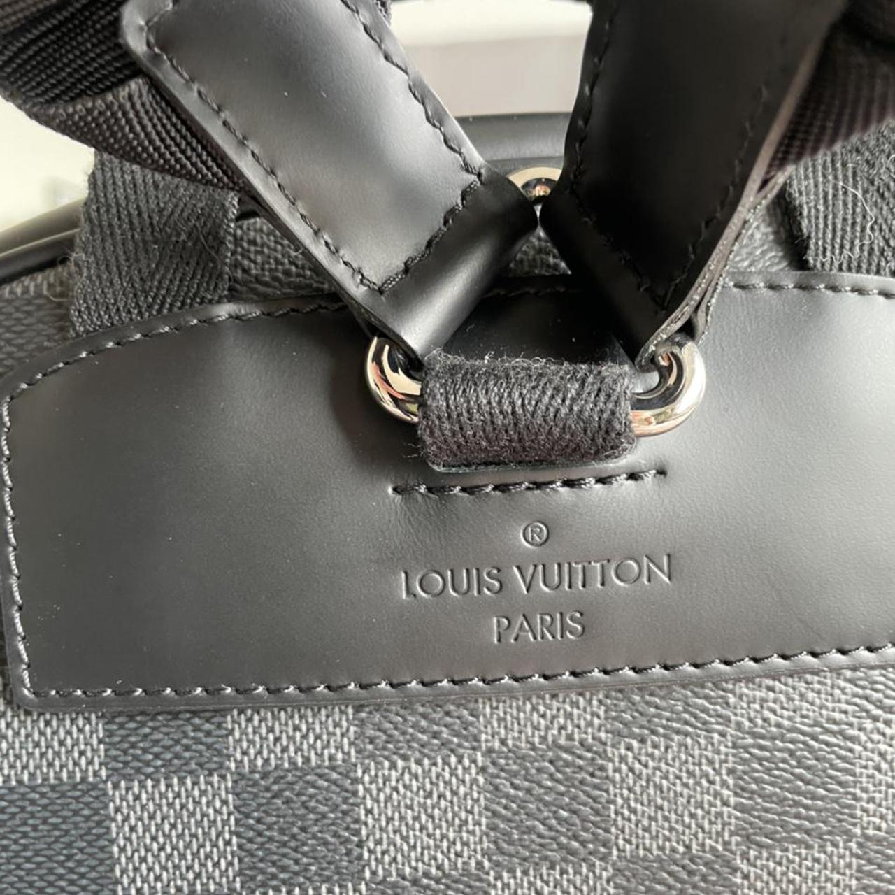 Zaino josh pixel Louis Vuitton nuovo mai usato - Depop