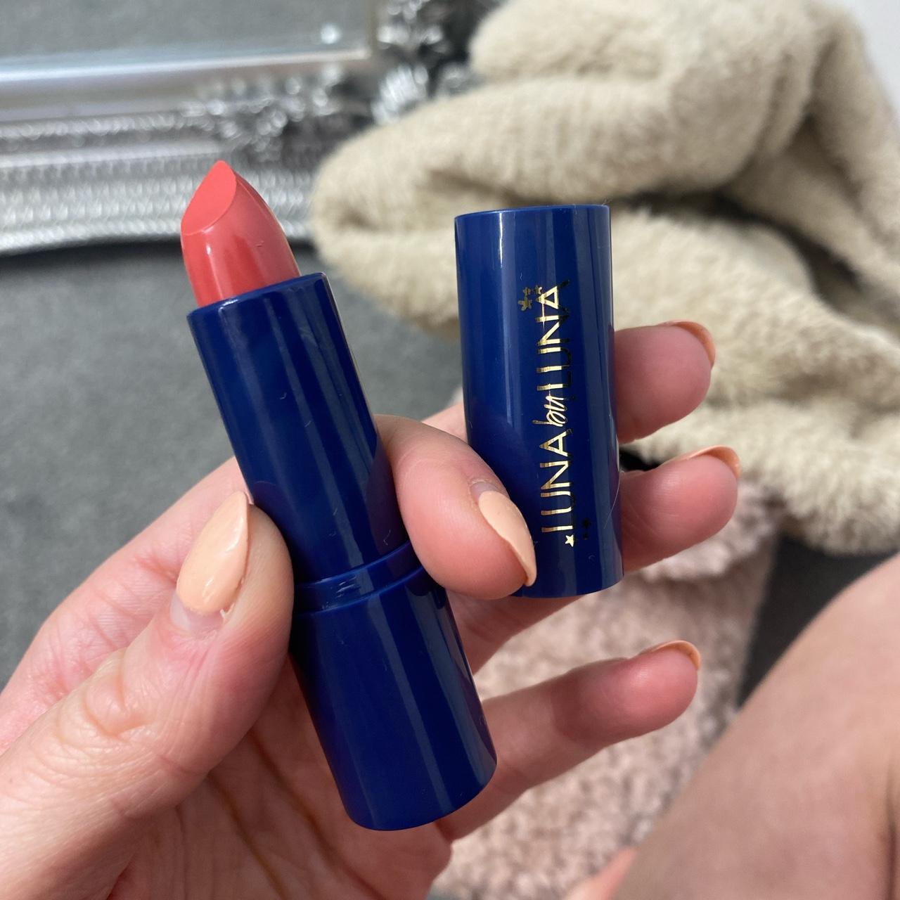 luna by luna lipstick pixie