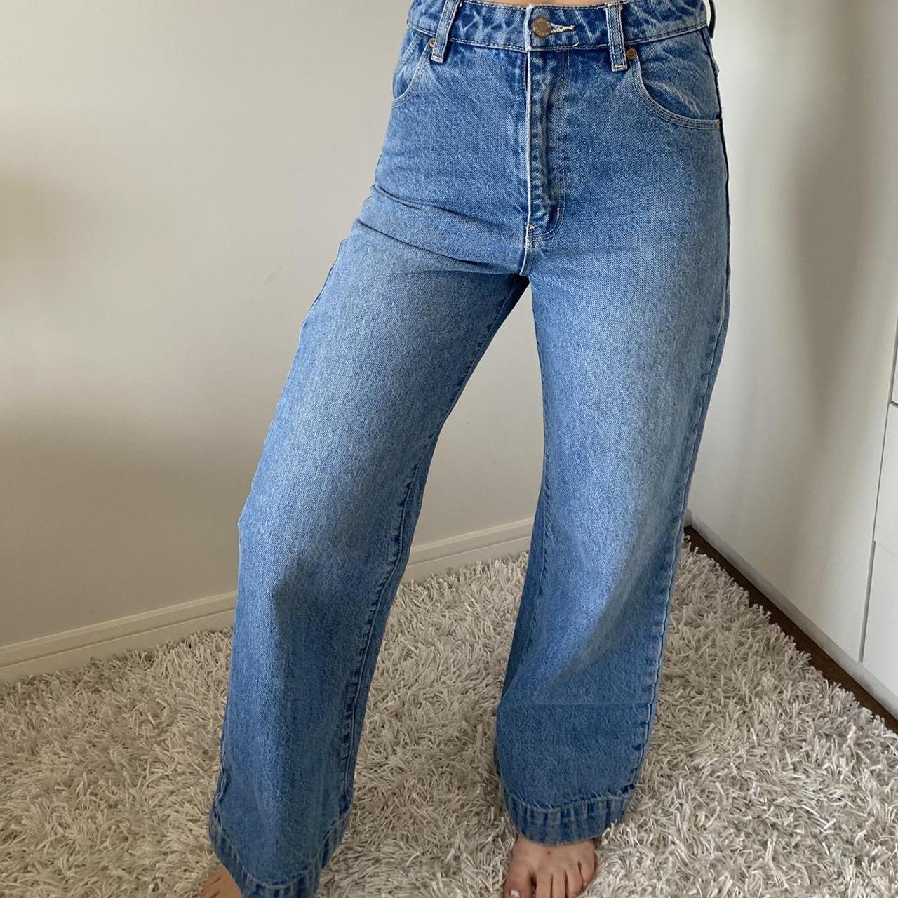 Women's Blue and Navy Jeans | Depop