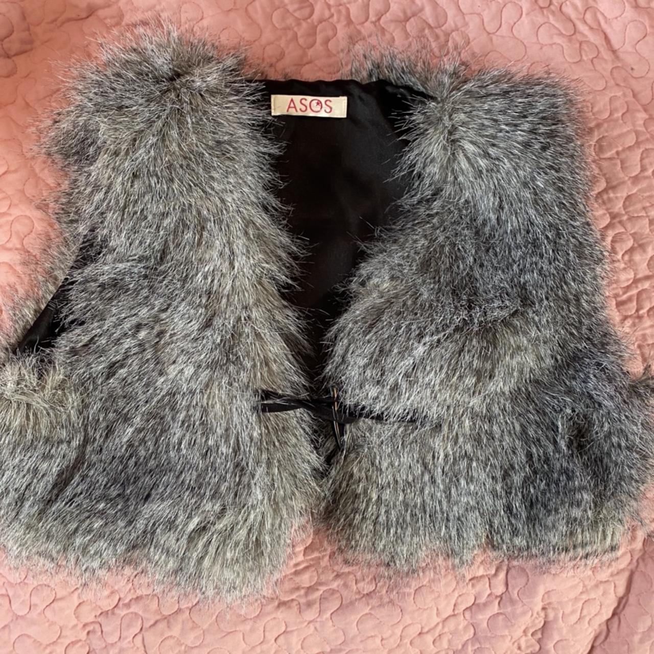 Faux Fur Vest Gilet Old school Asos, Toggle