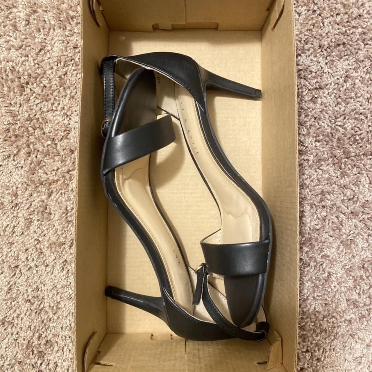 Black matte heels Never worn! In excellent condition. - Depop