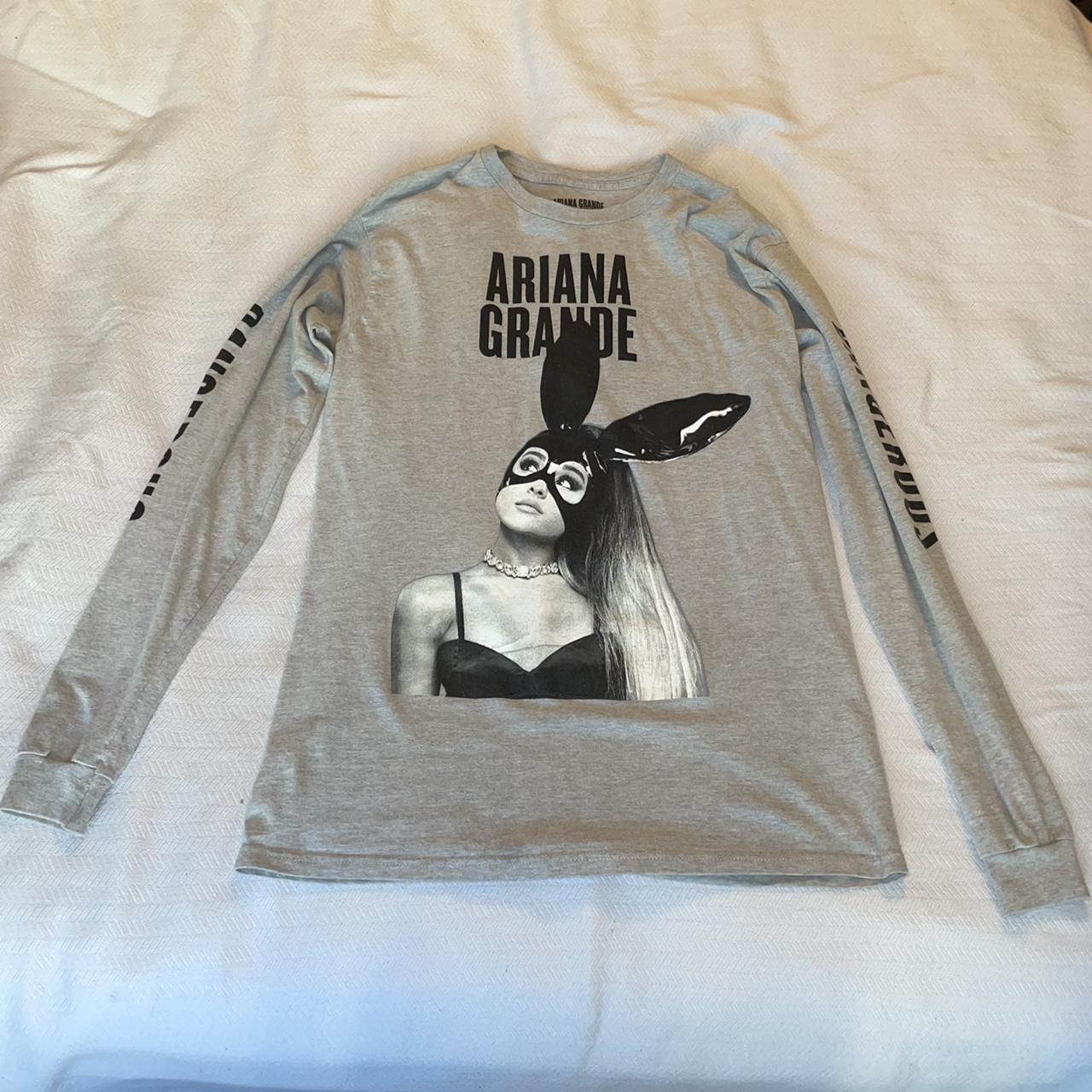 ariana grande oversized shirt