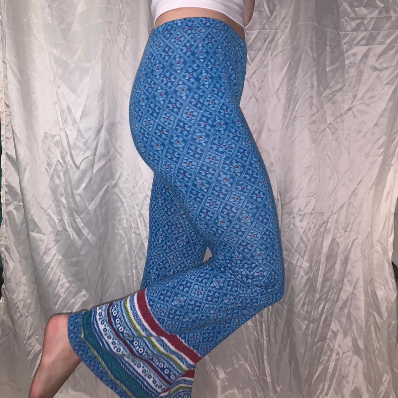 Patterned yoga pants! These pants are super... - Depop