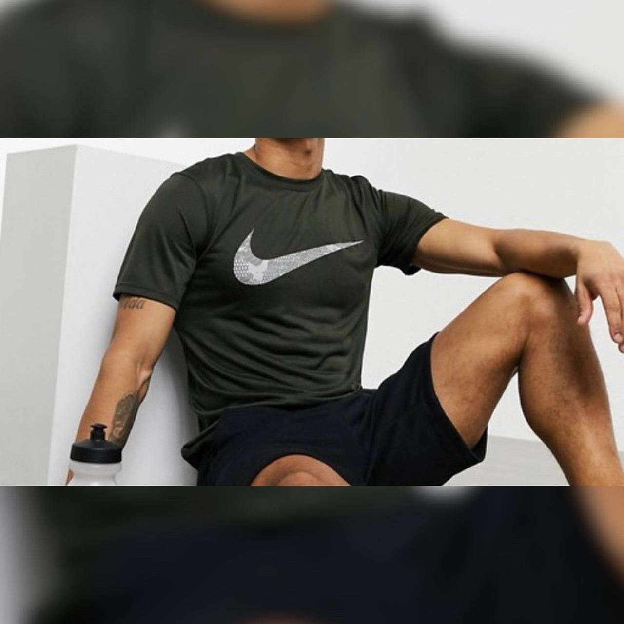 nike training camo swoosh t shirt
