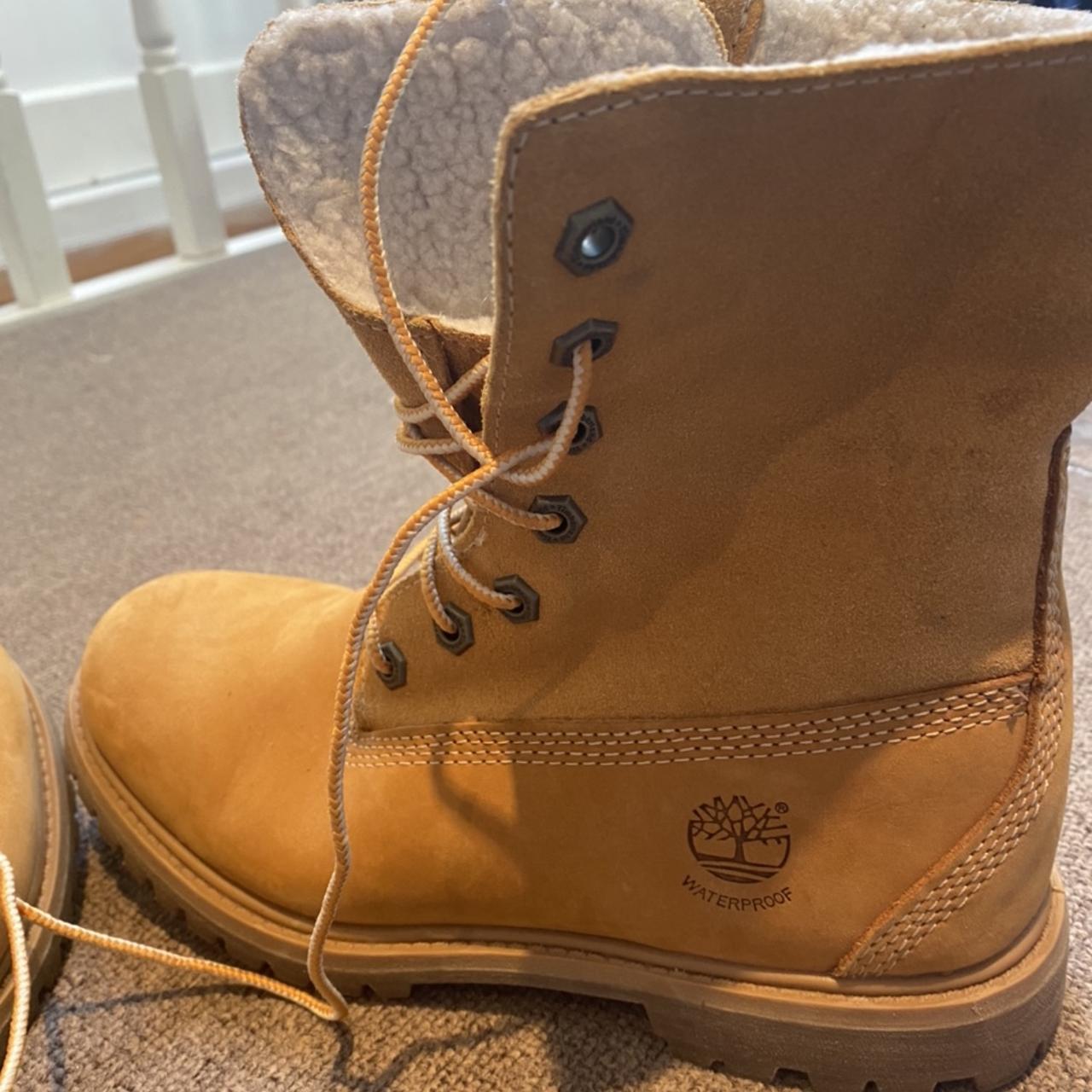 ROLL-TOP BOOT FOR WOMEN IN YELLOW Timberland boots...