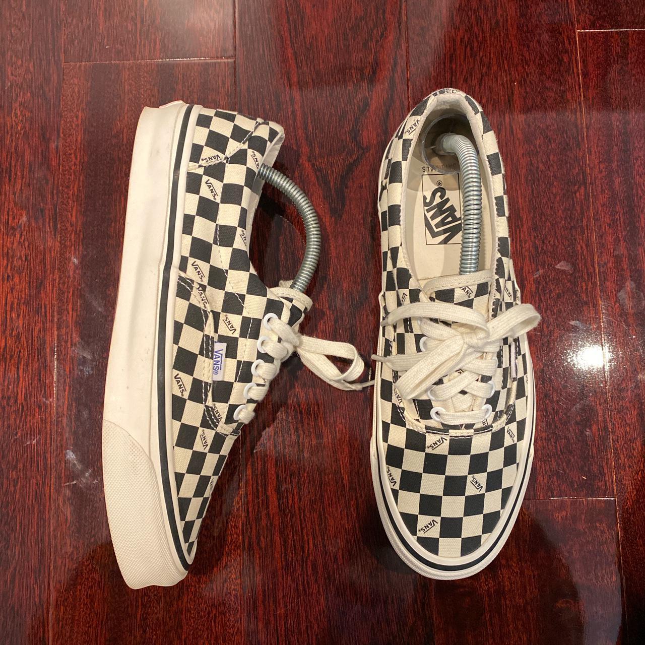 Vans checkerboard outlet era vault