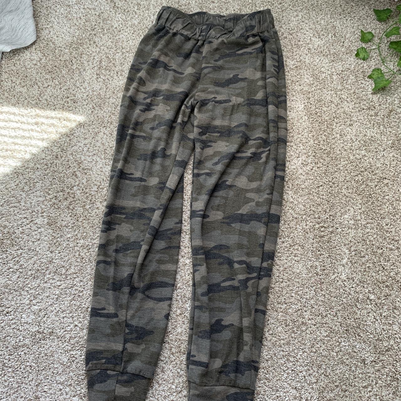 Camo hot sale comfy pants