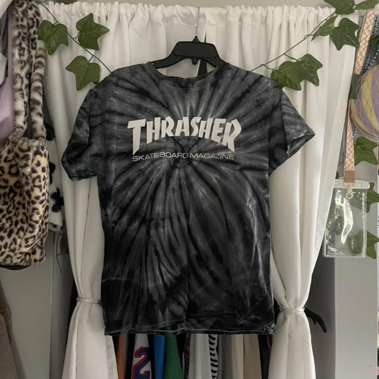 Grey tie dye thrasher tee size M light sign of