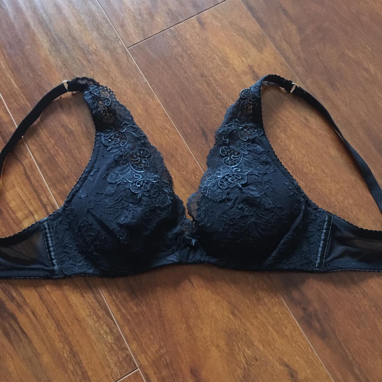 black bra with flower lace details that extend to - Depop