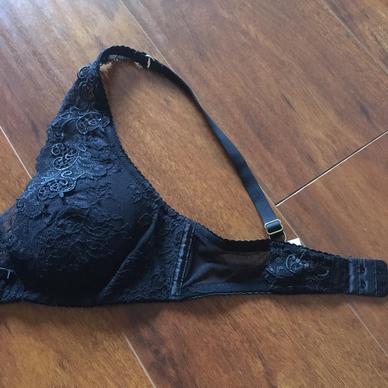 black bra with flower lace details that extend to - Depop