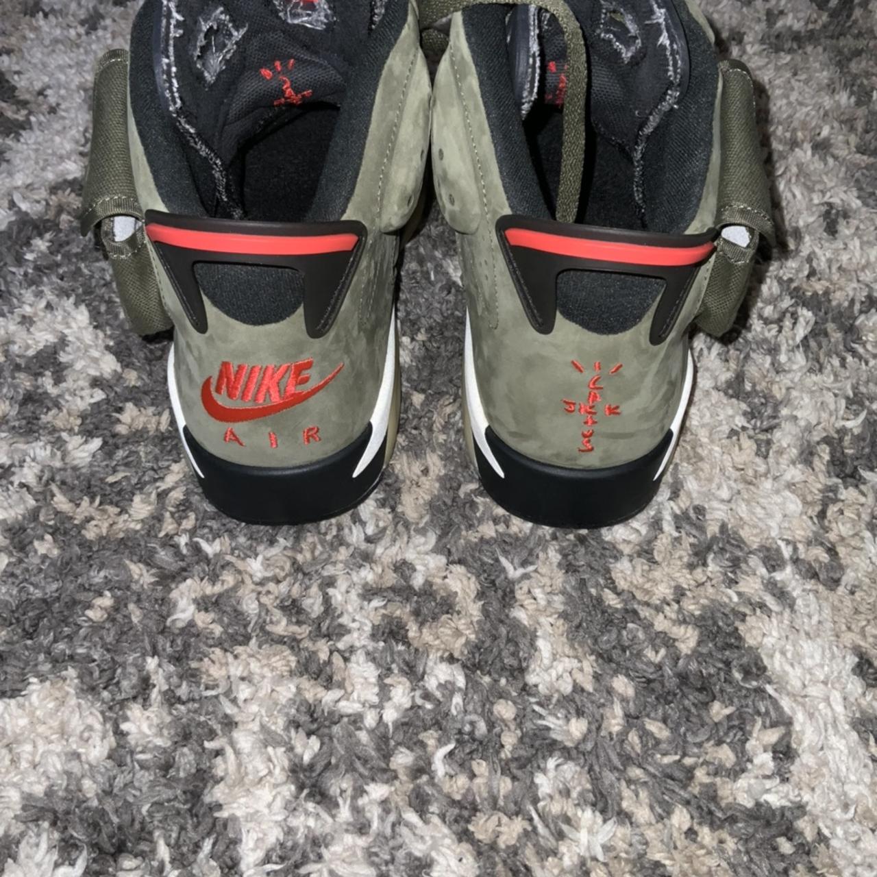 Travis scott glow clearance in the dark