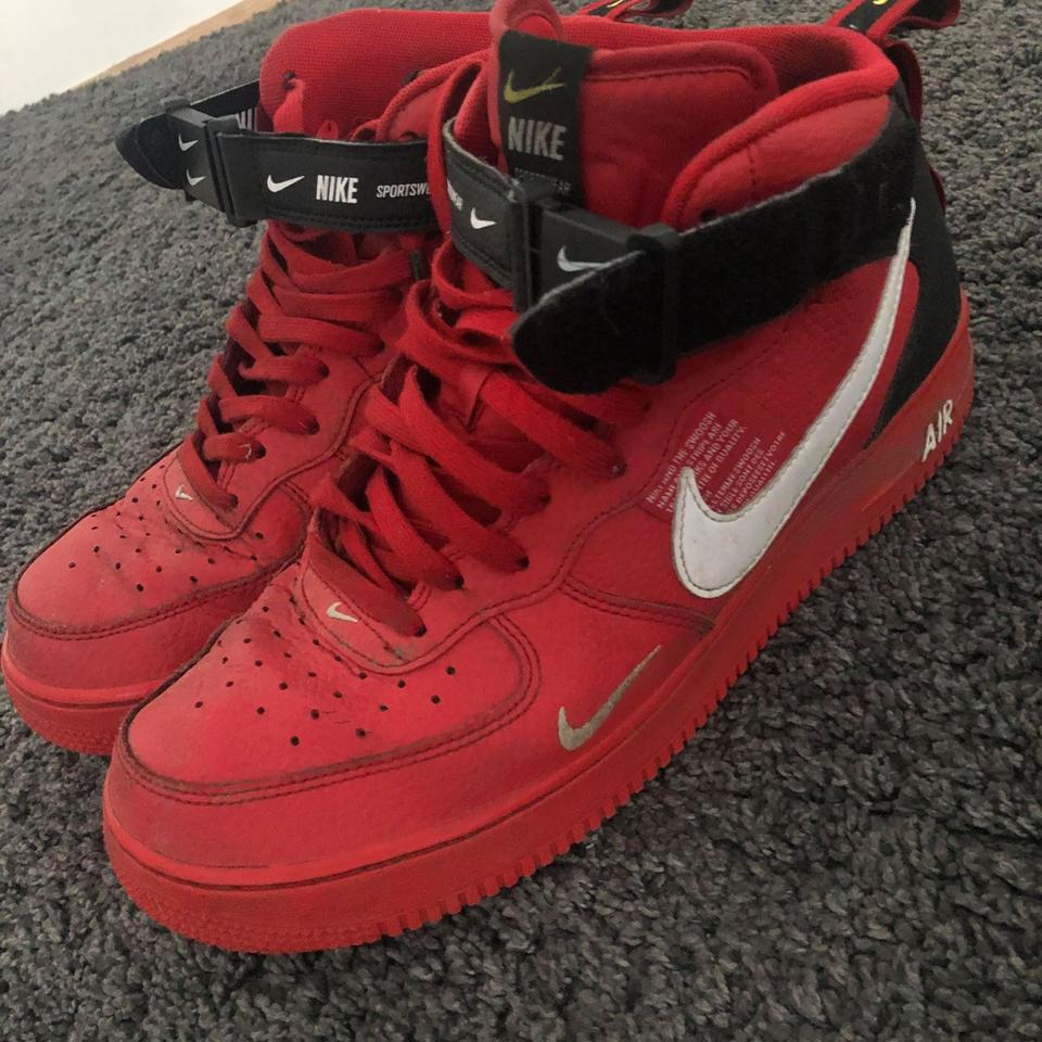 Af1 utility mid outlet red