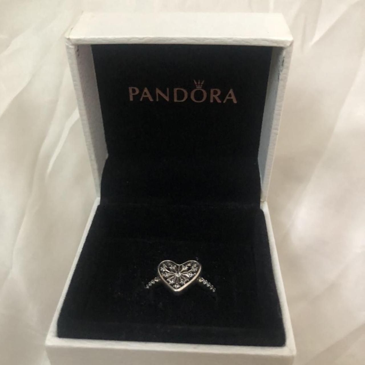 Pandora winter hot sale heart ring