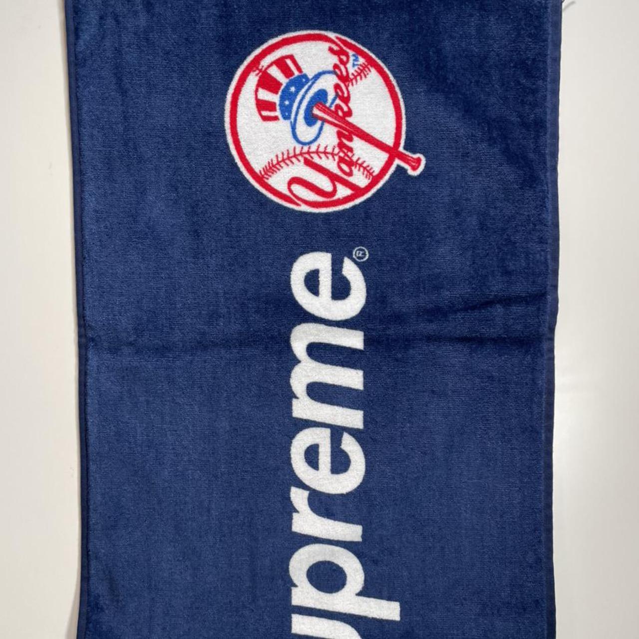 Supreme New York Yankees Hand Towel Red シュプリーム