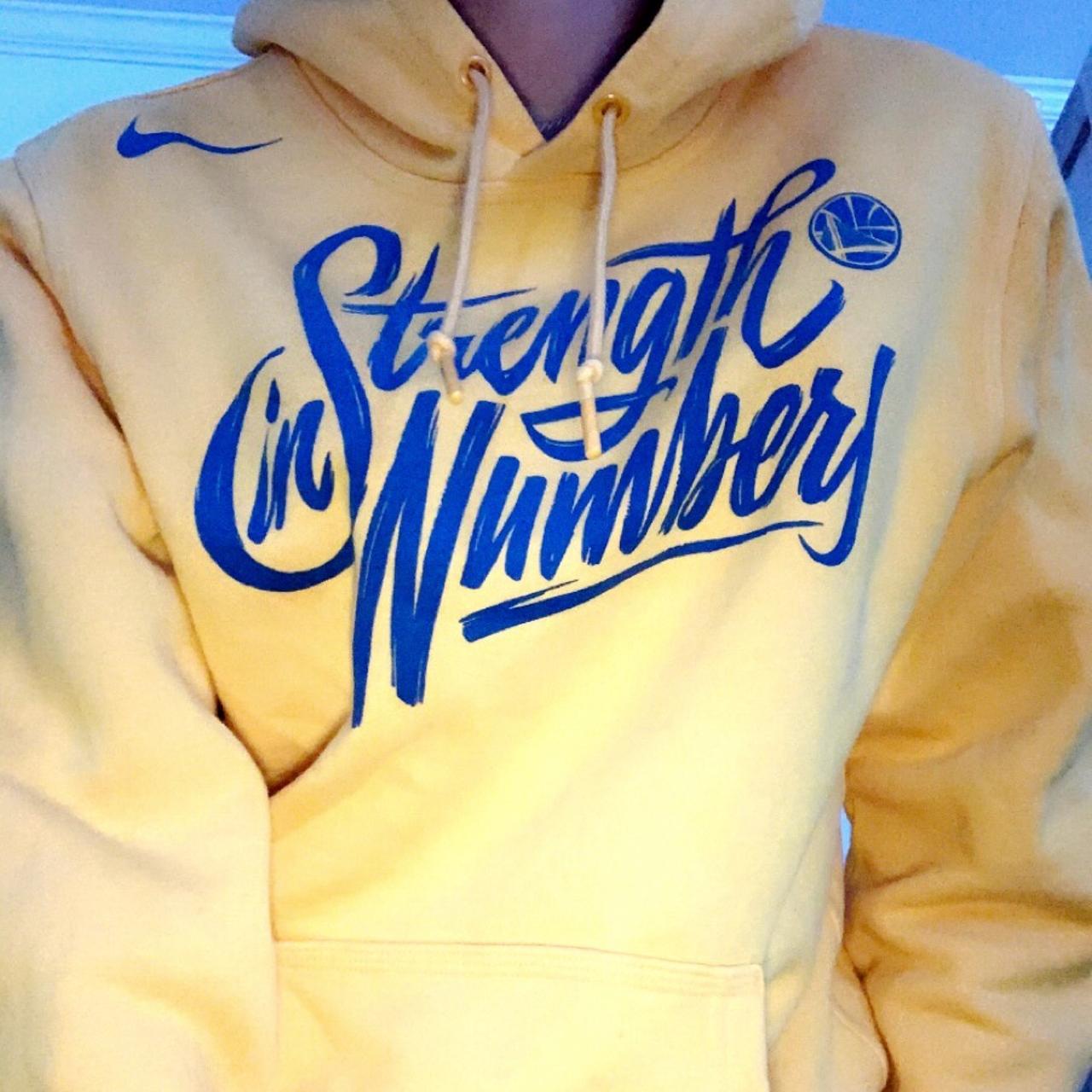 nike strength in numbers hoodie