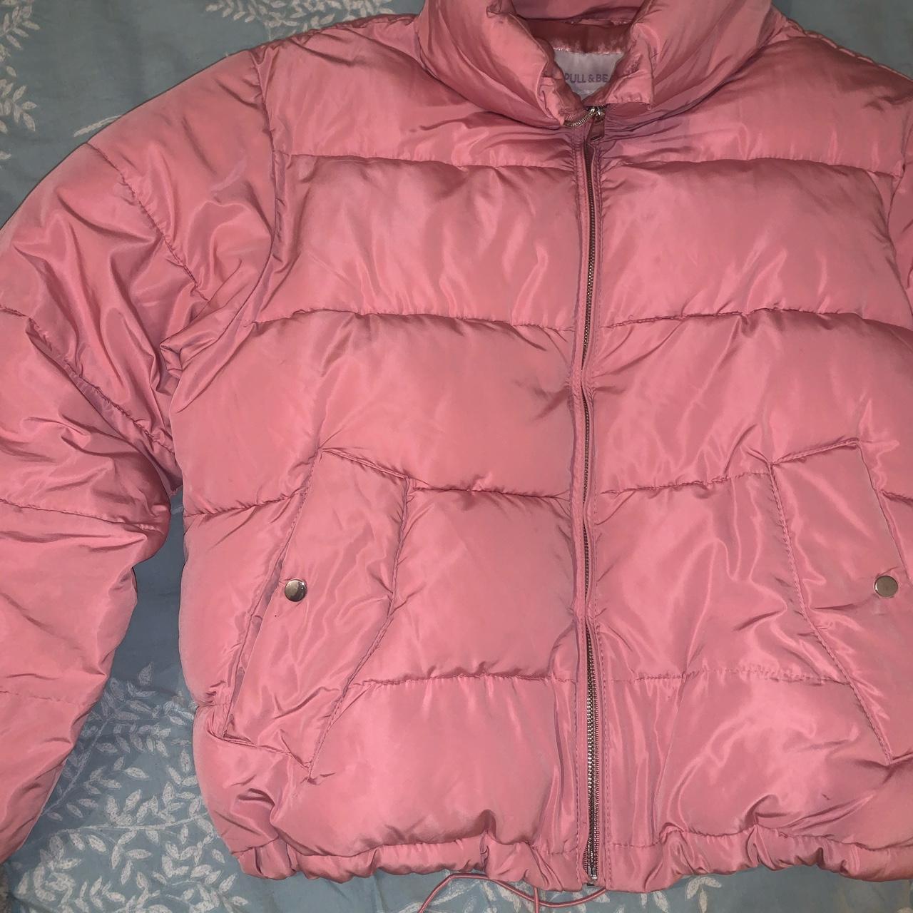 Pink pull & bear puffer jacket Great... - Depop