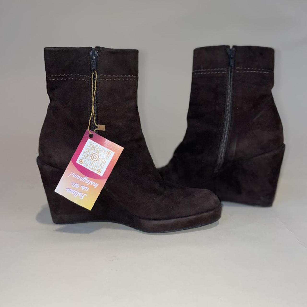 stuart weitzman wedge boots
