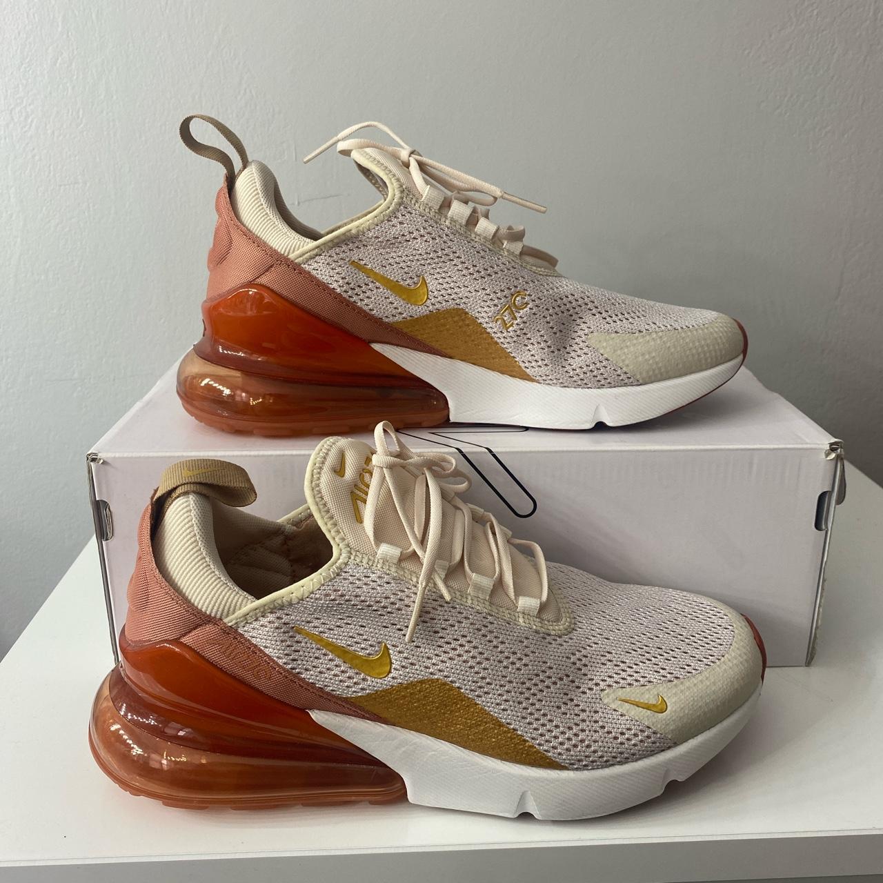 Woman Air Max 270 Light Cream Metallic Gold