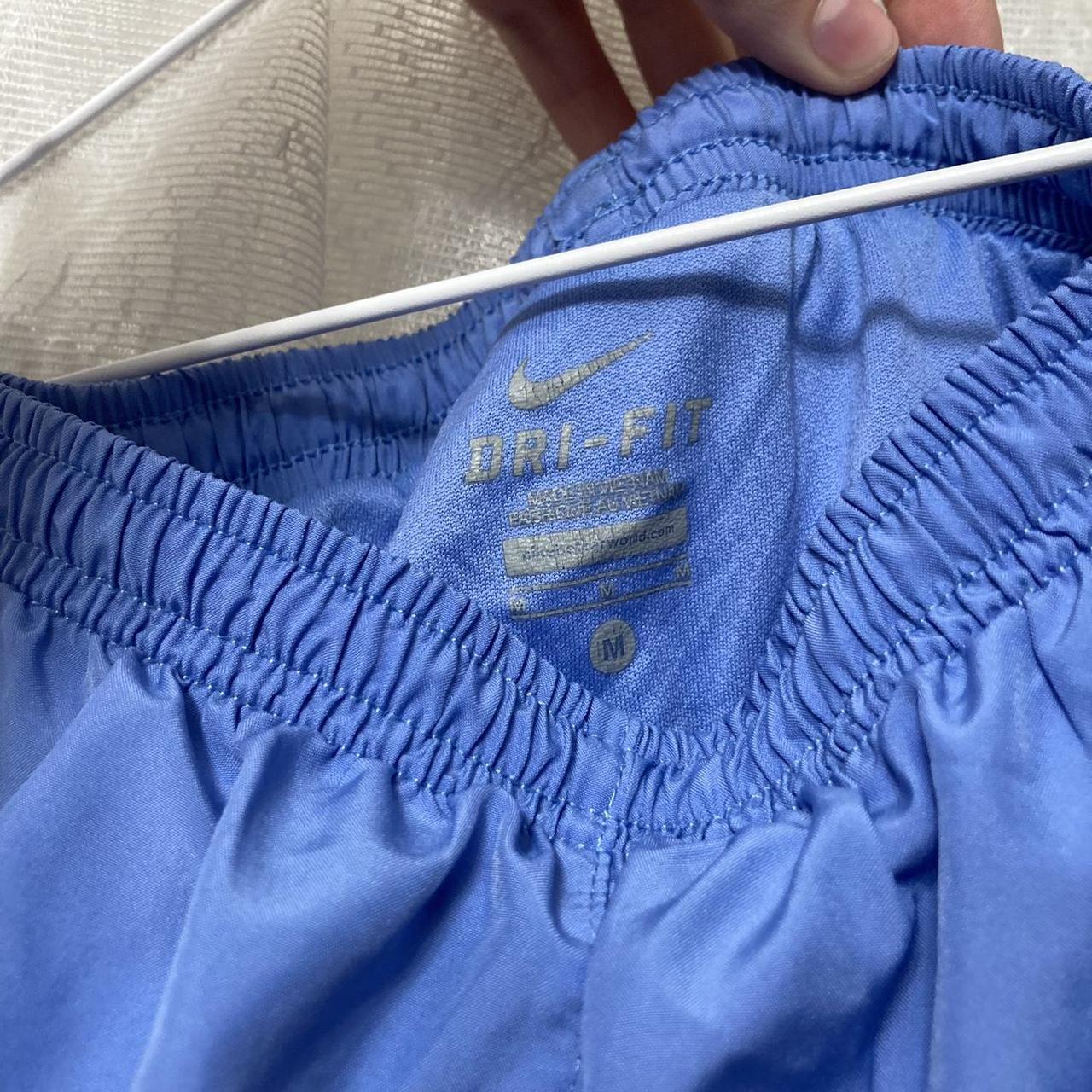 womens navy blue nike tempo shorts