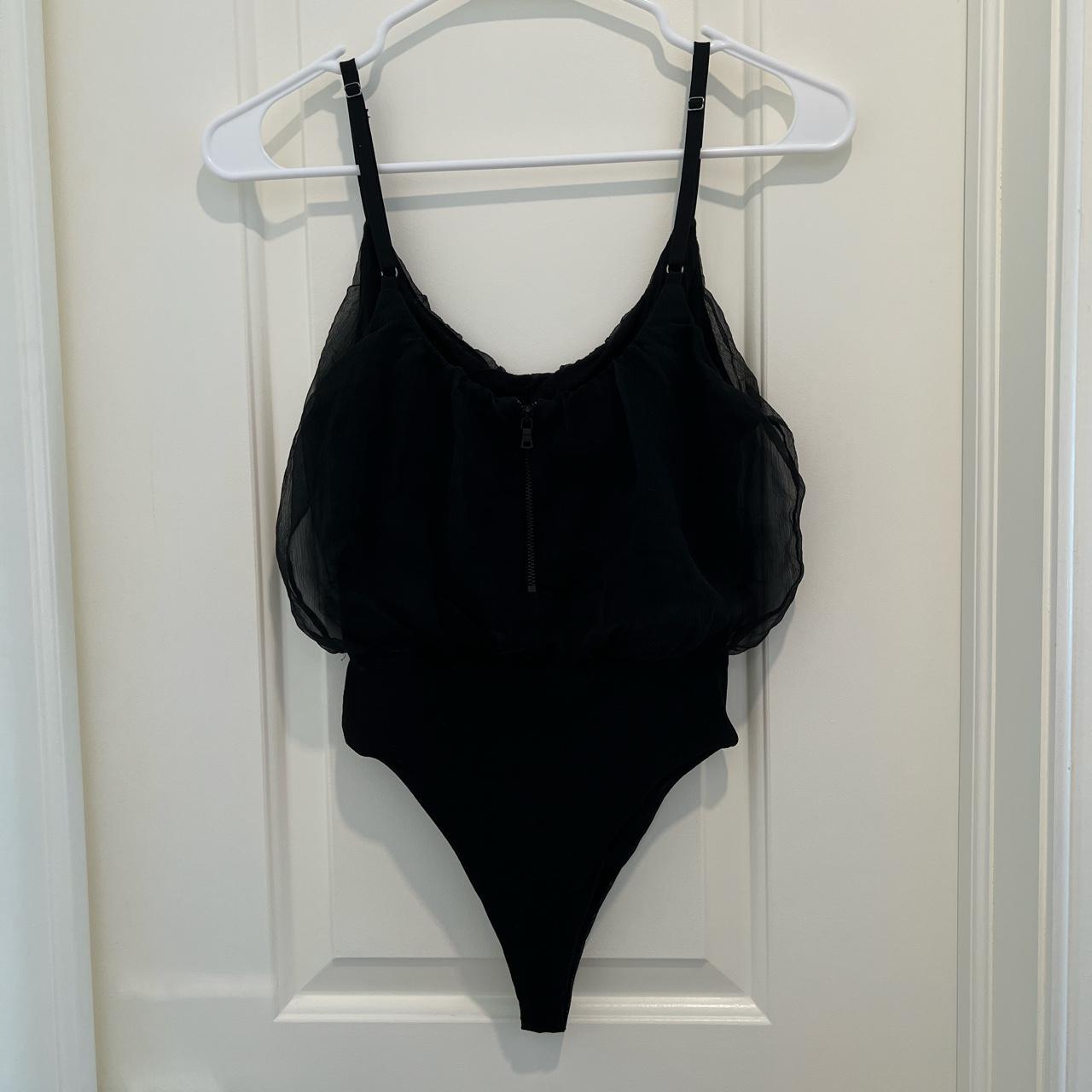 alice + olivia Women's Black Bodysuit | Depop