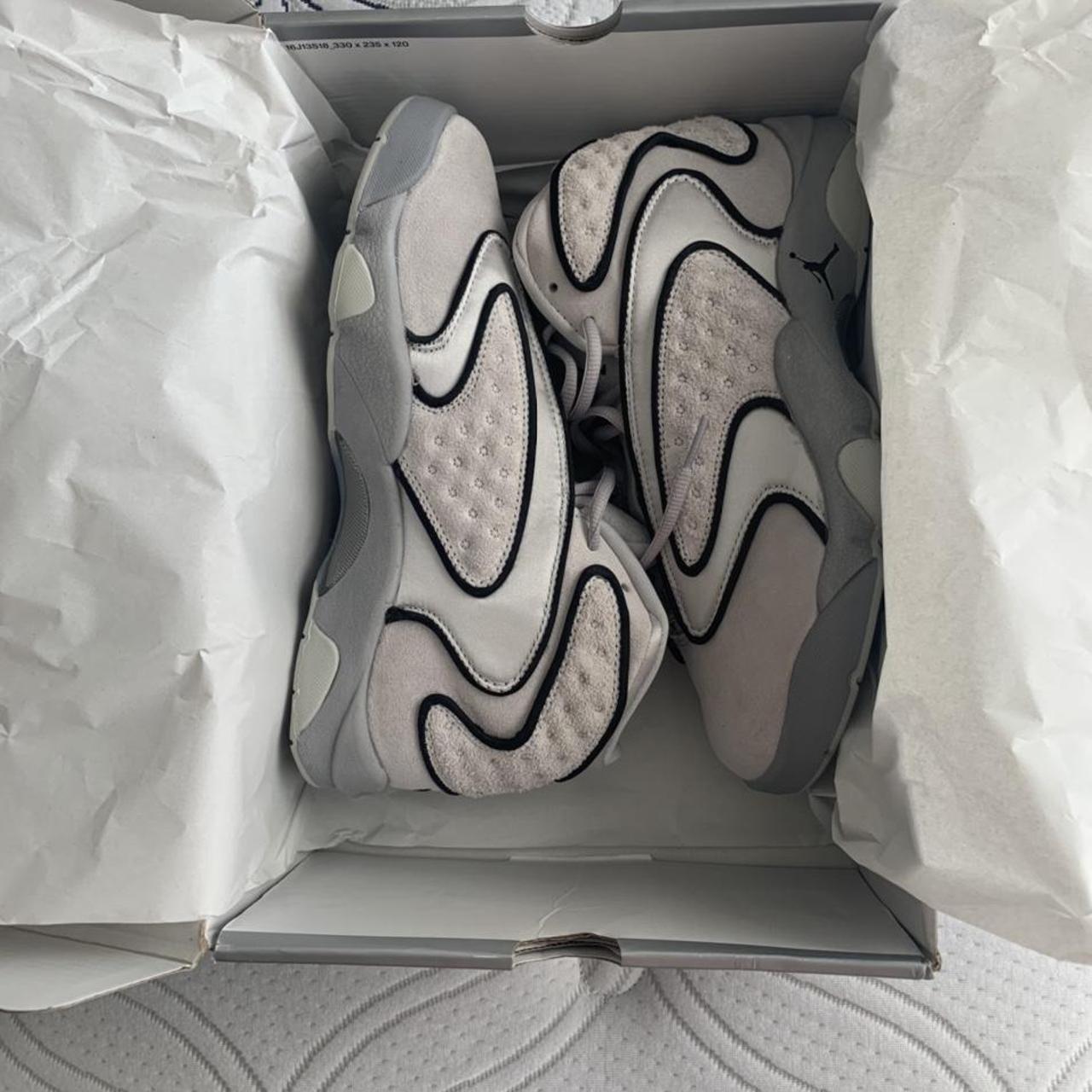 womens grey jordan shoes