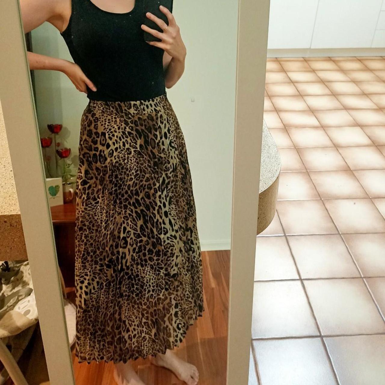 Leopard skirt french best sale