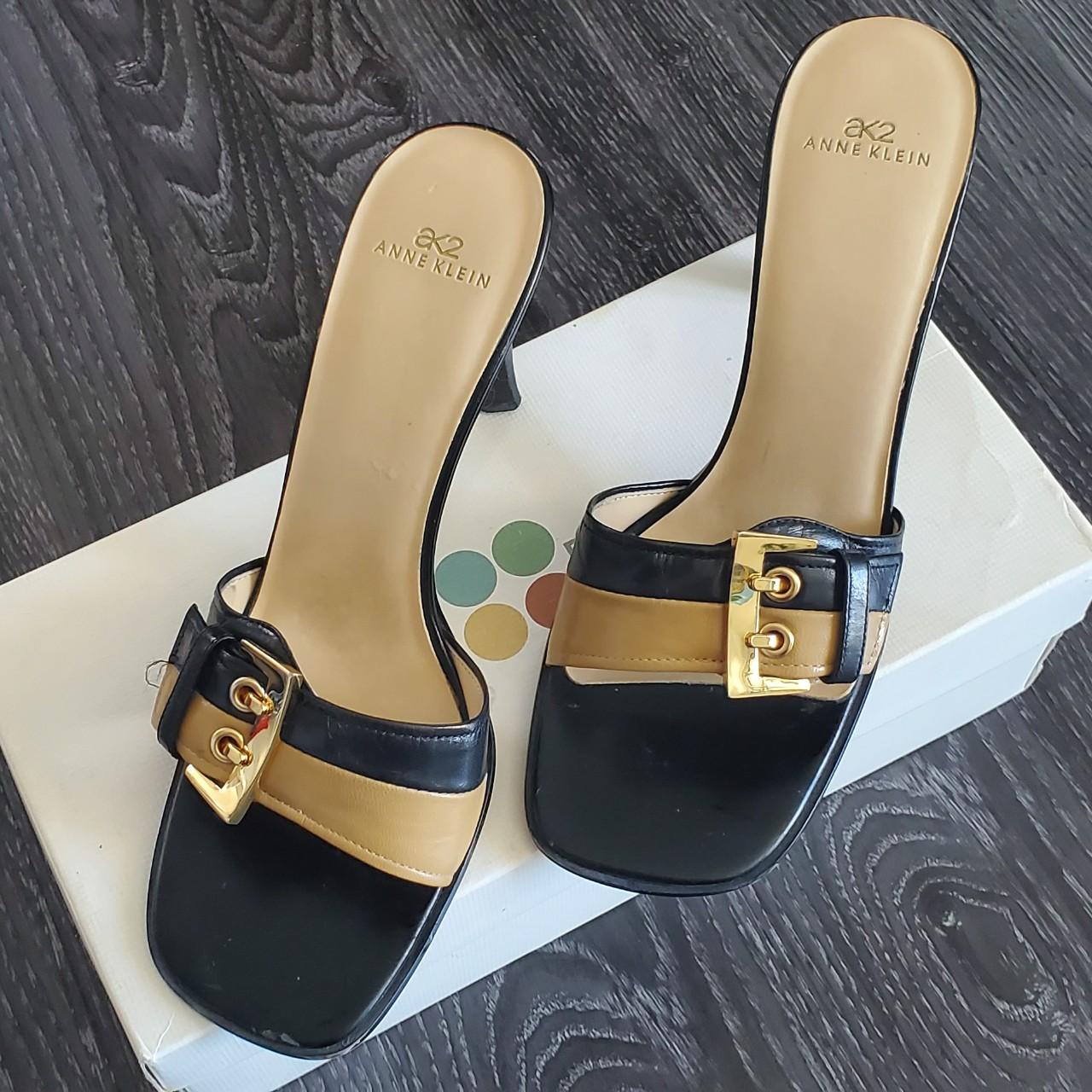 Anne klein heels sales comfortable